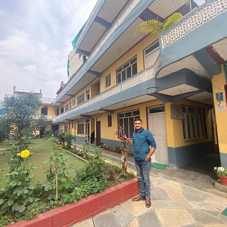 Pushpa Guest House Pokhara Eksteriør billede